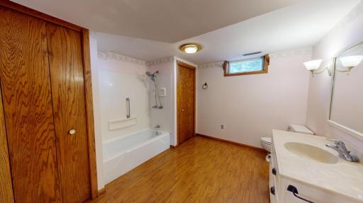 2129 Highland Avenue, Albert Lea, MN 56007