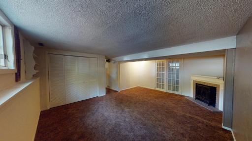 2129 Highland Avenue, Albert Lea, MN 56007