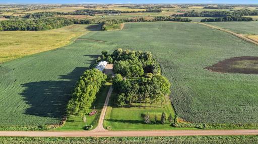 20258 380th Street, Le Center, MN 56057