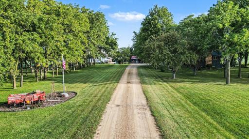 20258 380th Street, Le Center, MN 56057