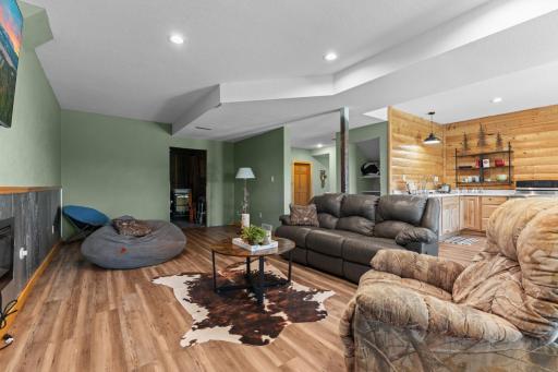 14985 County Road 31, Altura, MN 55910