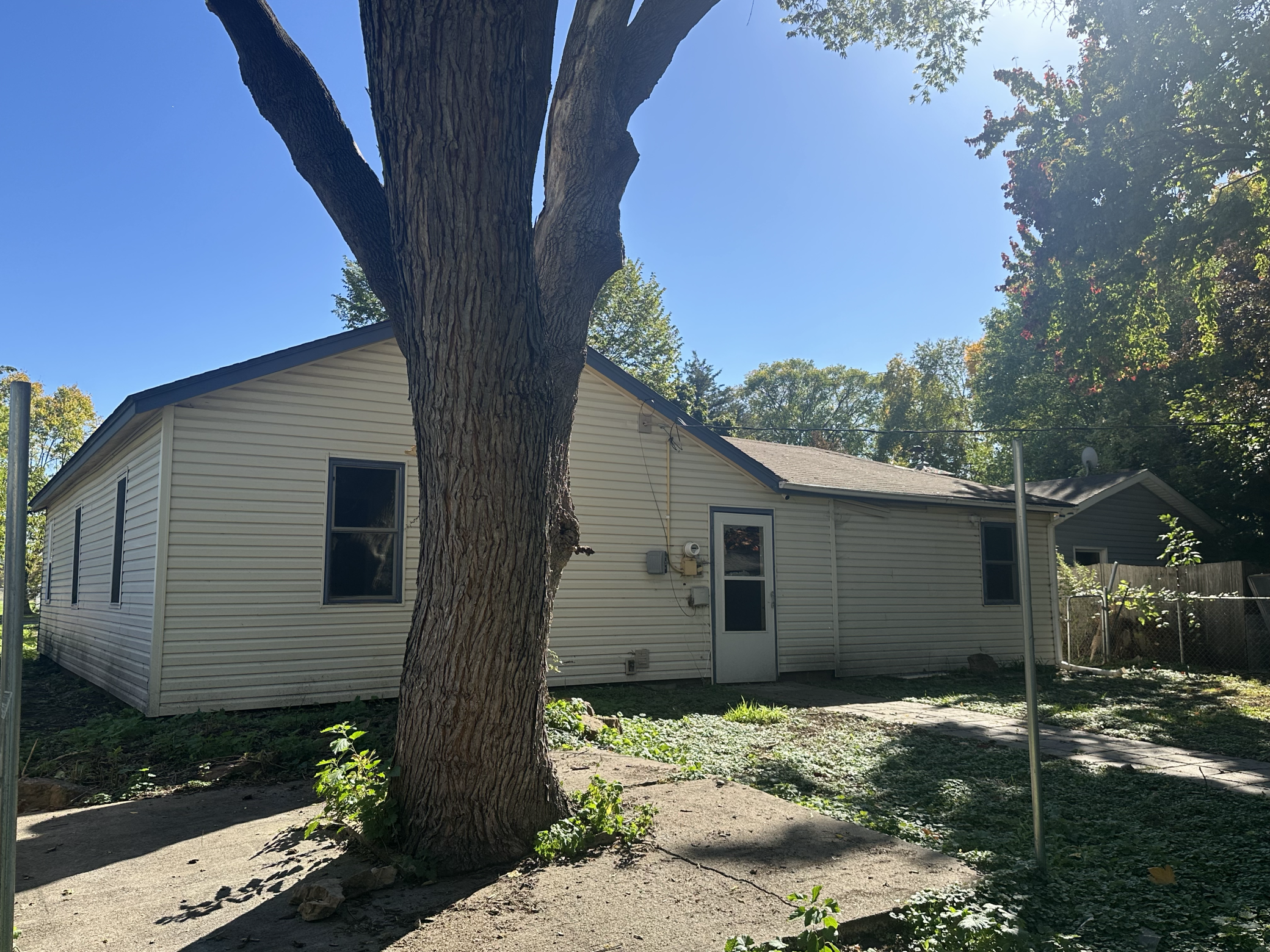 Property photo for 4635 Xenia Avenue N, Crystal, MN 55422