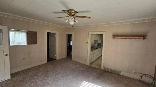 109 Hague Avenue N, Hollandale, MN 56045