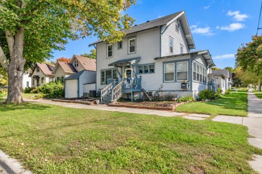 703 N Broad Street, Mankato, MN 56001