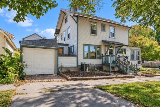 703 N Broad Street, Mankato, MN 56001