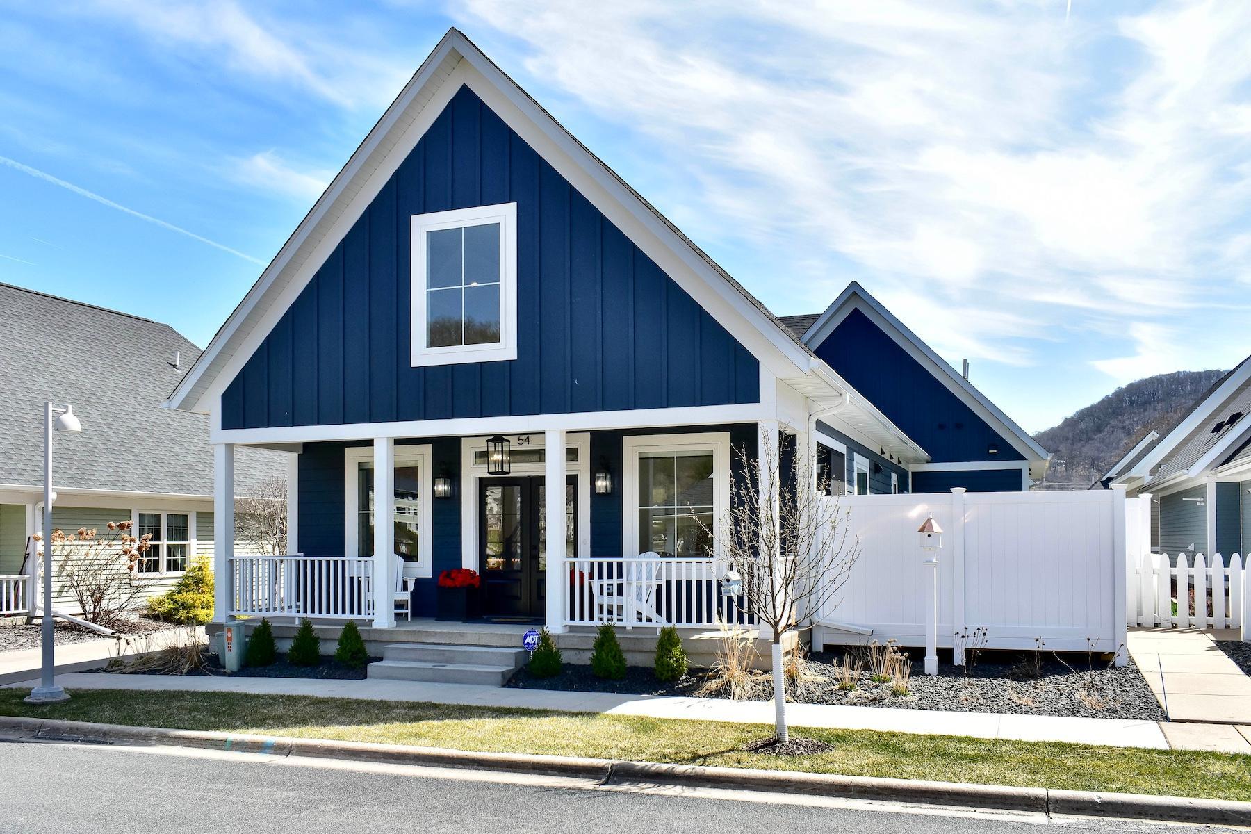 Exterior-Front