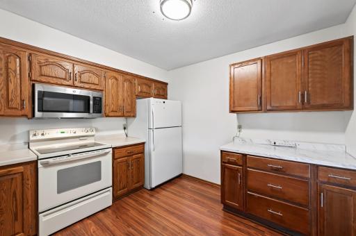 8616 34th Avenue N, New Hope, MN 55427