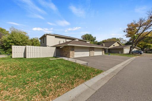 2220 Mayfair Road, Golden Valley, MN 55427