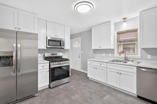 4136 14th Avenue S, Minneapolis, MN 55407