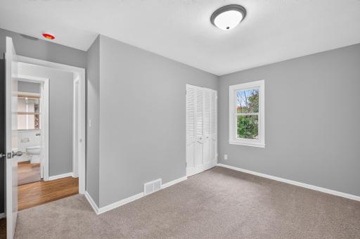 4136 14th Avenue S, Minneapolis, MN 55407