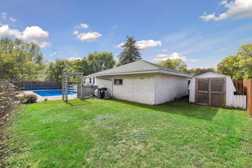 2128 Cohansey Boulevard, Roseville, MN 55113