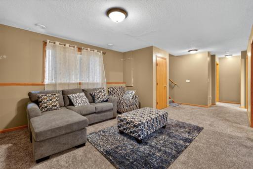 3838 Strathmore Lane SE, Rochester, MN 55904