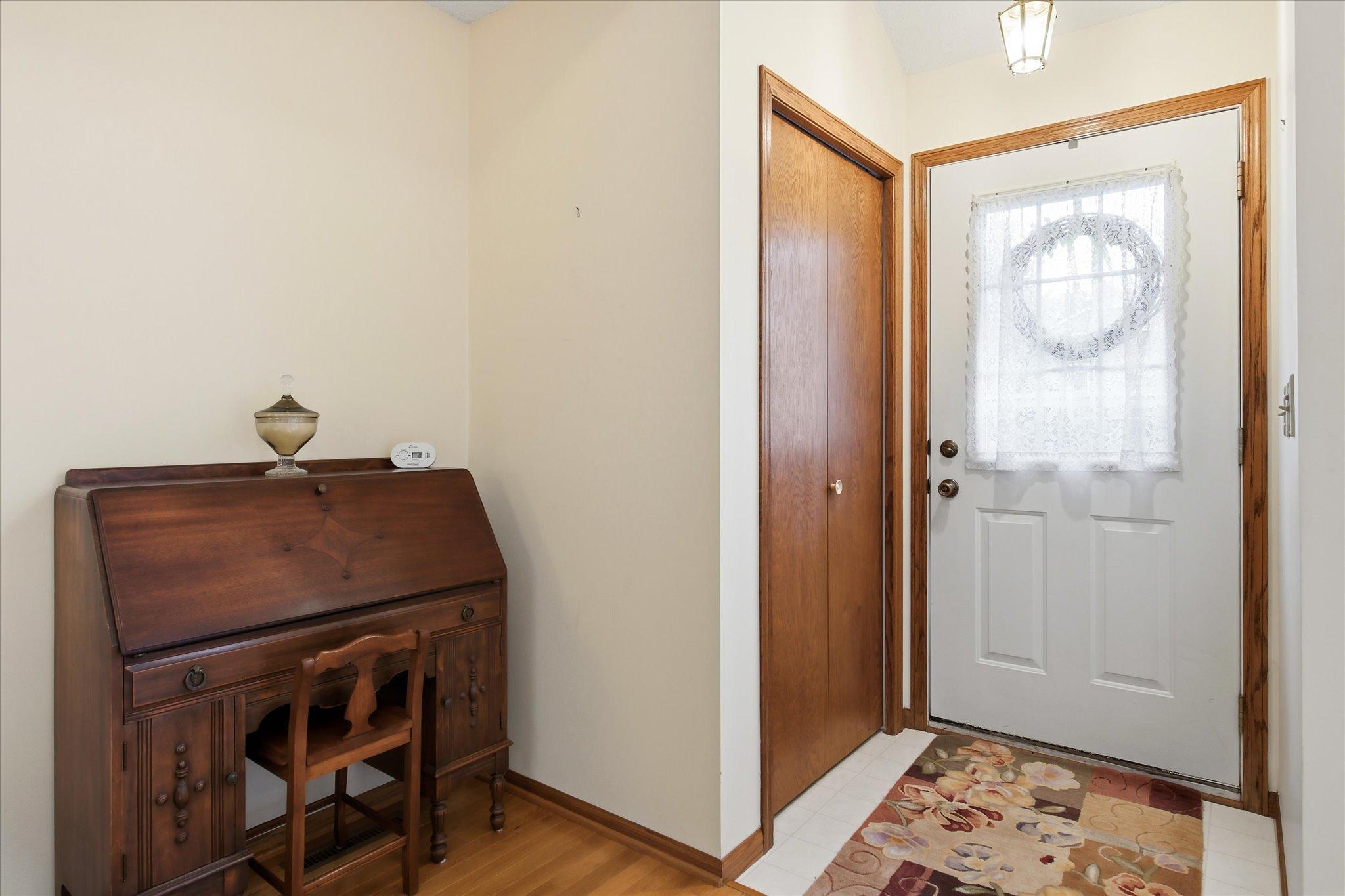 05-223 Primrose Ct [3478700]- 005.jpg