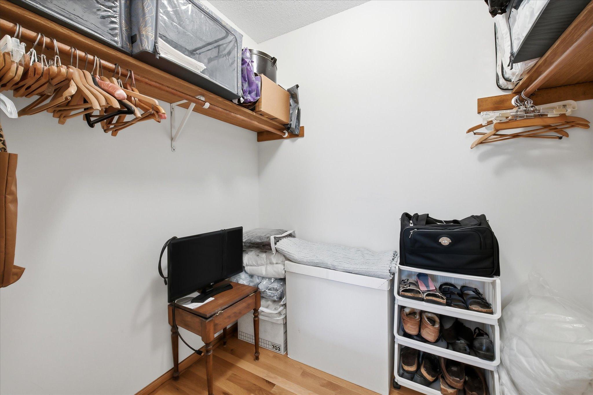 26-223 Primrose Ct [3478700]- 026.jpg