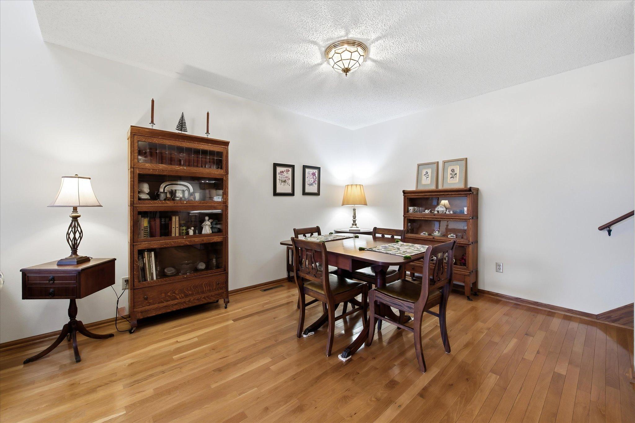 10-223 Primrose Ct [3478700]- 010.jpg