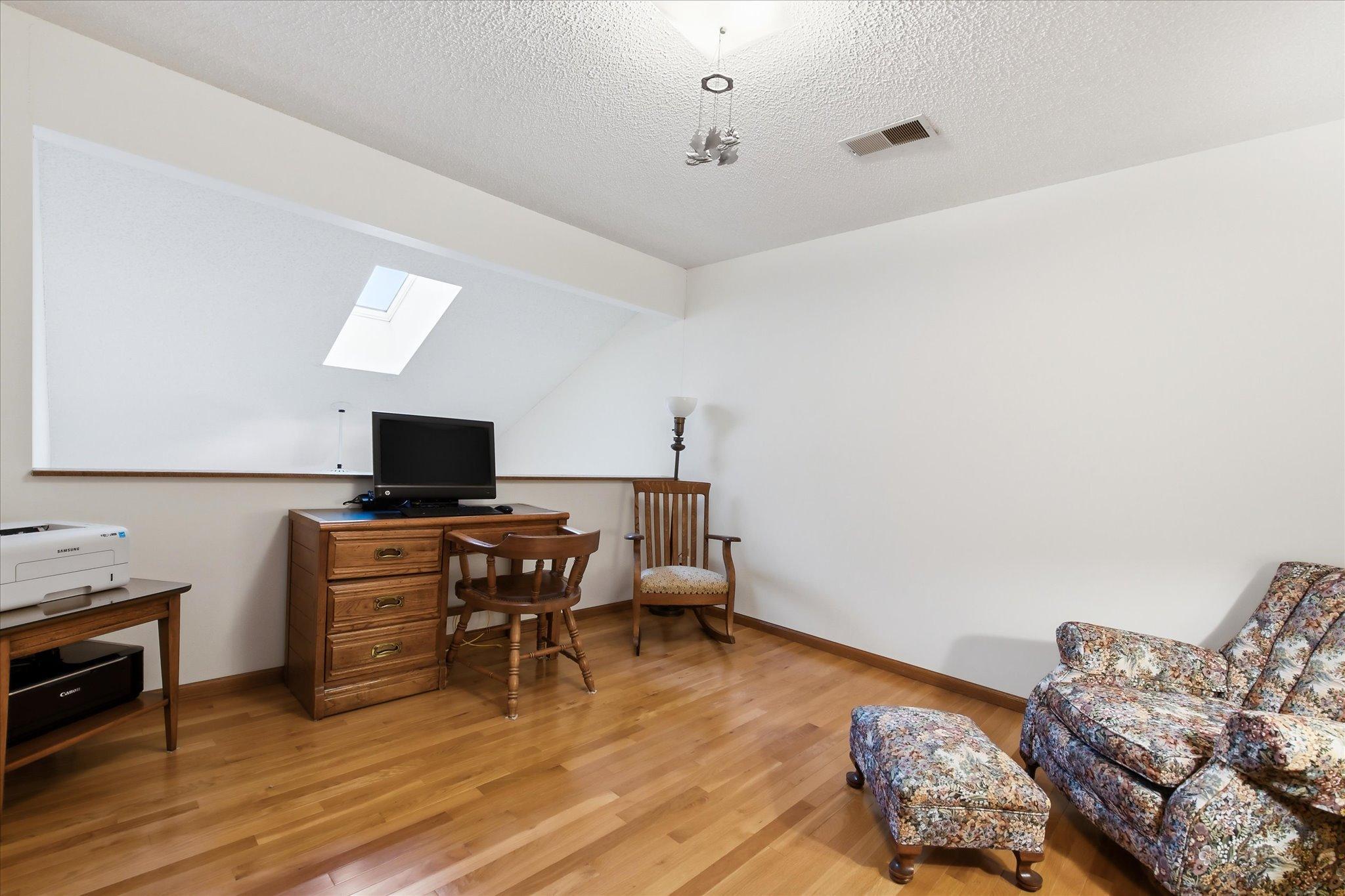 23-223 Primrose Ct [3478700]- 023.jpg