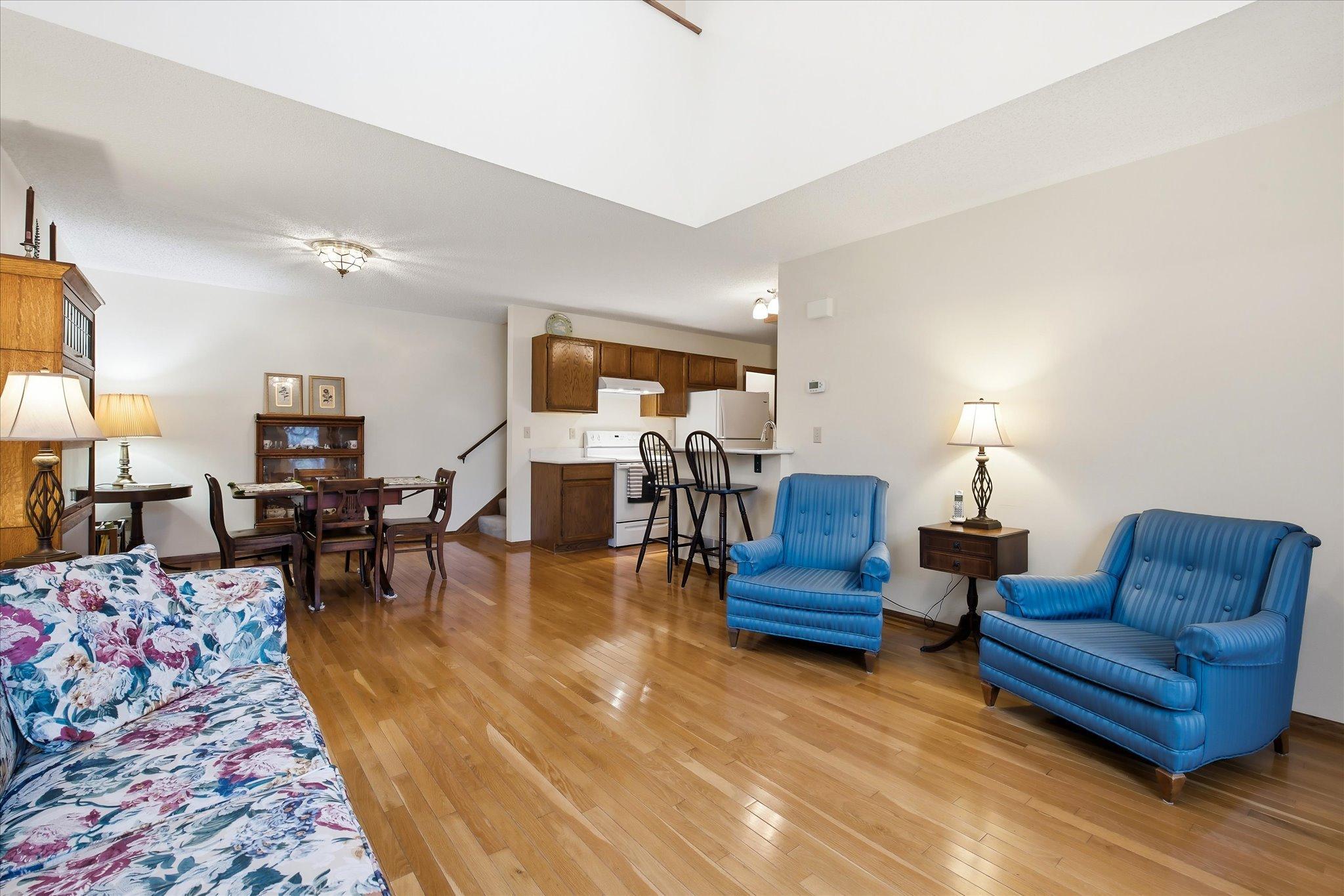 11-223 Primrose Ct [3478700]- 011.jpg