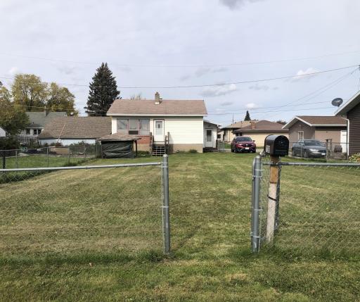 1209 19th Street S, Virginia, MN 55792