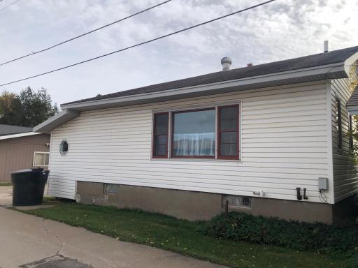 1209 19th Street S, Virginia, MN 55792