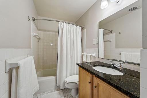 2727 W 43rd Street, 103, Minneapolis, MN 55410