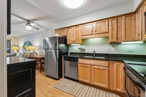 2727 W 43rd Street, 103, Minneapolis, MN 55410
