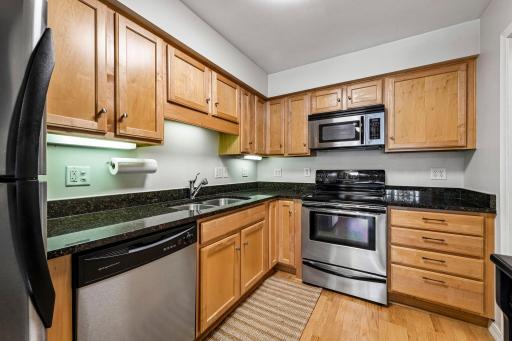 2727 W 43rd Street, 103, Minneapolis, MN 55410
