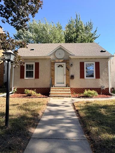 5549 37th Avenue S, Minneapolis, MN 55417