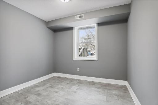 439 Arlington Avenue E, Saint Paul, MN 55130