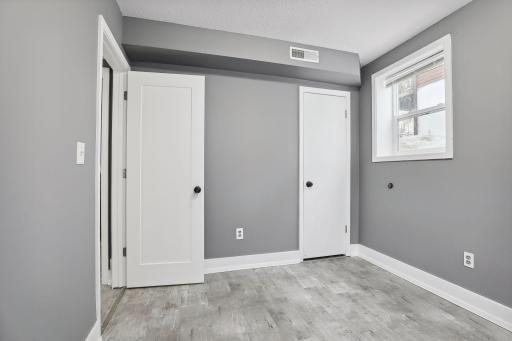 439 Arlington Avenue E, Saint Paul, MN 55130