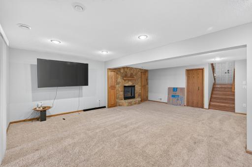 1055 N Shore Drive, Forest Lake, MN 55025