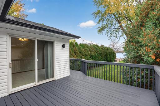 1055 N Shore Drive, Forest Lake, MN 55025