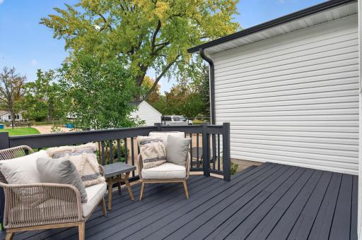 1055 N Shore Drive, Forest Lake, MN 55025