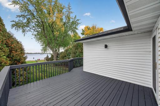 1055 N Shore Drive, Forest Lake, MN 55025