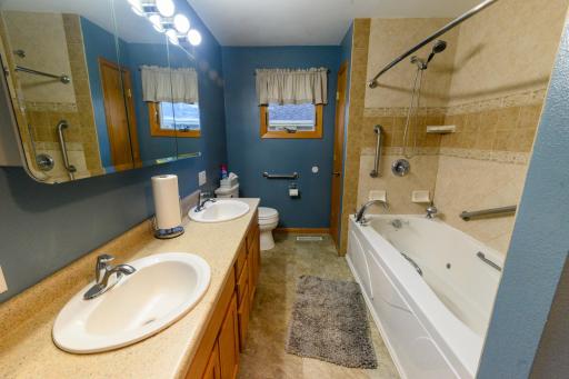 919 Fountain Street, Eau Claire, WI 54703