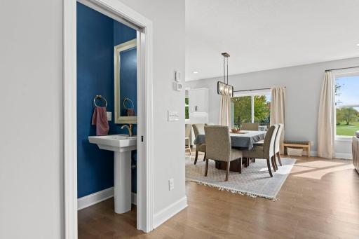6694 Lakeview Circle NE, Albertville, MN 55301