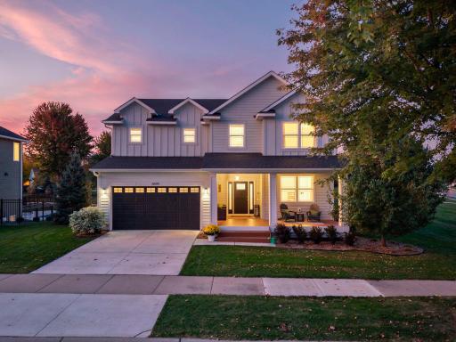 Welcome Home to 6694 Lakeview Circle in Albertville, MN!