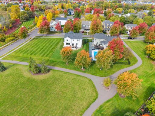 6694 Lakeview Circle NE, Albertville, MN 55301