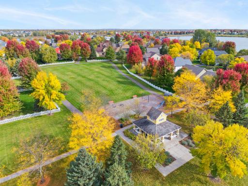 6694 Lakeview Circle NE, Albertville, MN 55301