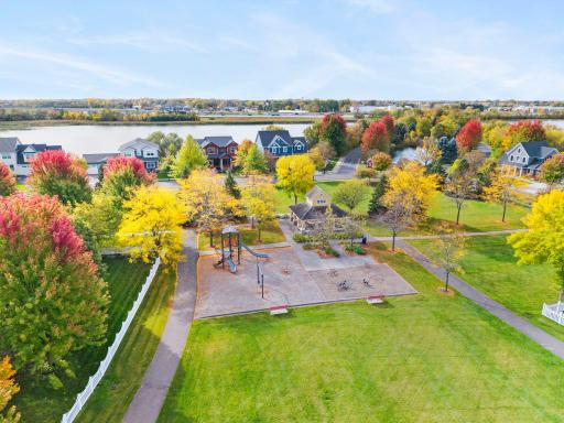 6694 Lakeview Circle NE, Albertville, MN 55301