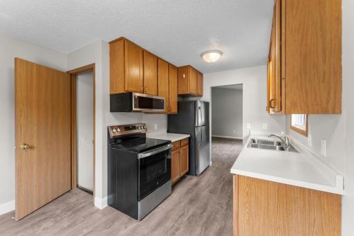 14840 Dallara Avenue W, Rosemount, MN 55068