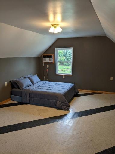 902 4th Street NE, Little Falls, MN 56345