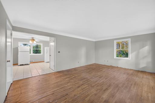 2695 Maryland Avenue E, Maplewood, MN 55119
