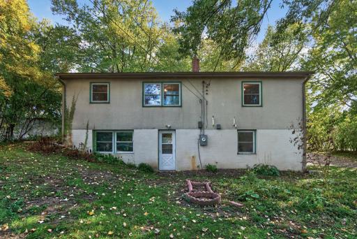 2695 Maryland Avenue E, Maplewood, MN 55119