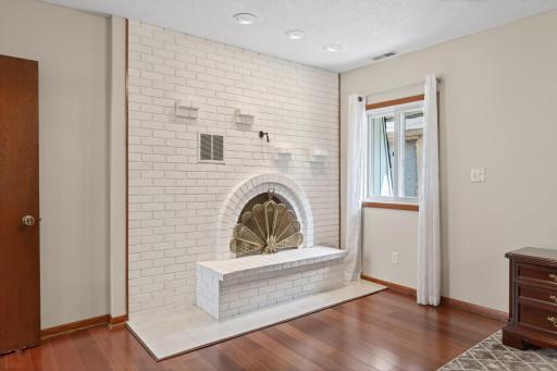 2307 Mckinley Street NE, Minneapolis, MN 55418