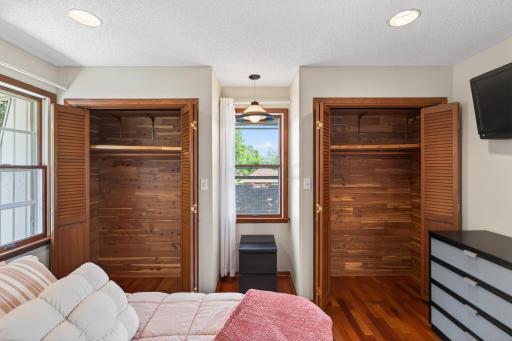 2307 Mckinley Street NE, Minneapolis, MN 55418