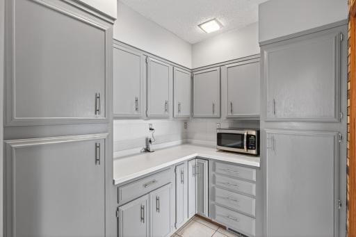 2307 Mckinley Street NE, Minneapolis, MN 55418