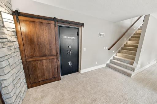 404 13th Avenue NW, Kasson, MN 55944