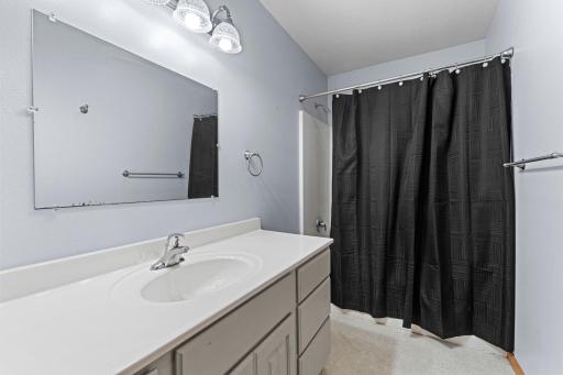 113 Quinion Drive, Mankato, MN 56001