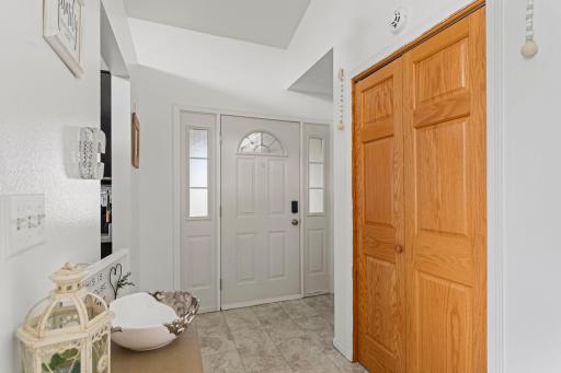 113 Quinion Drive, Mankato, MN 56001
