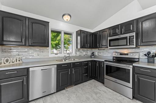 113 Quinion Drive, Mankato, MN 56001